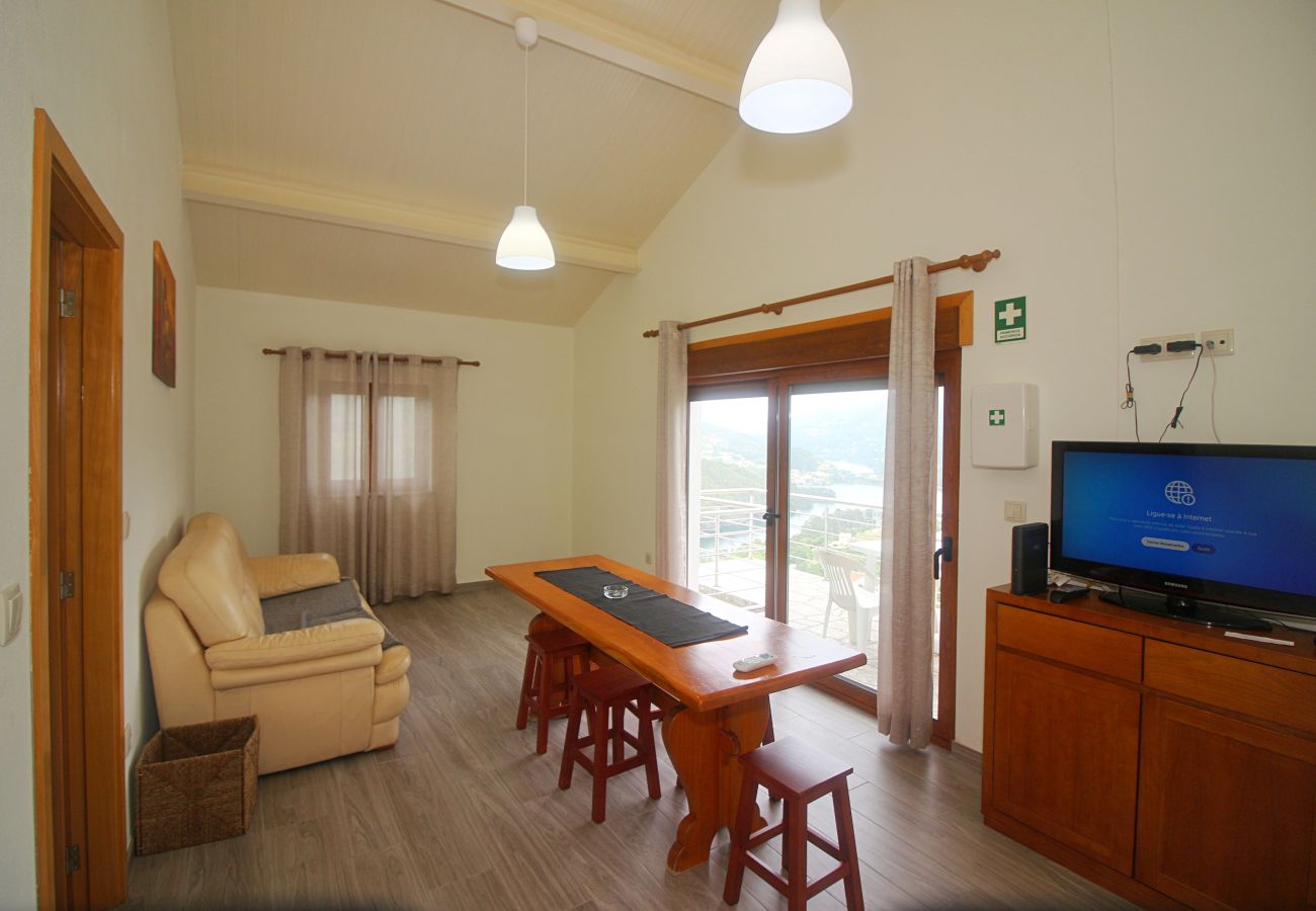 Casa rural em Gerês - Casa da Carvalha Mona