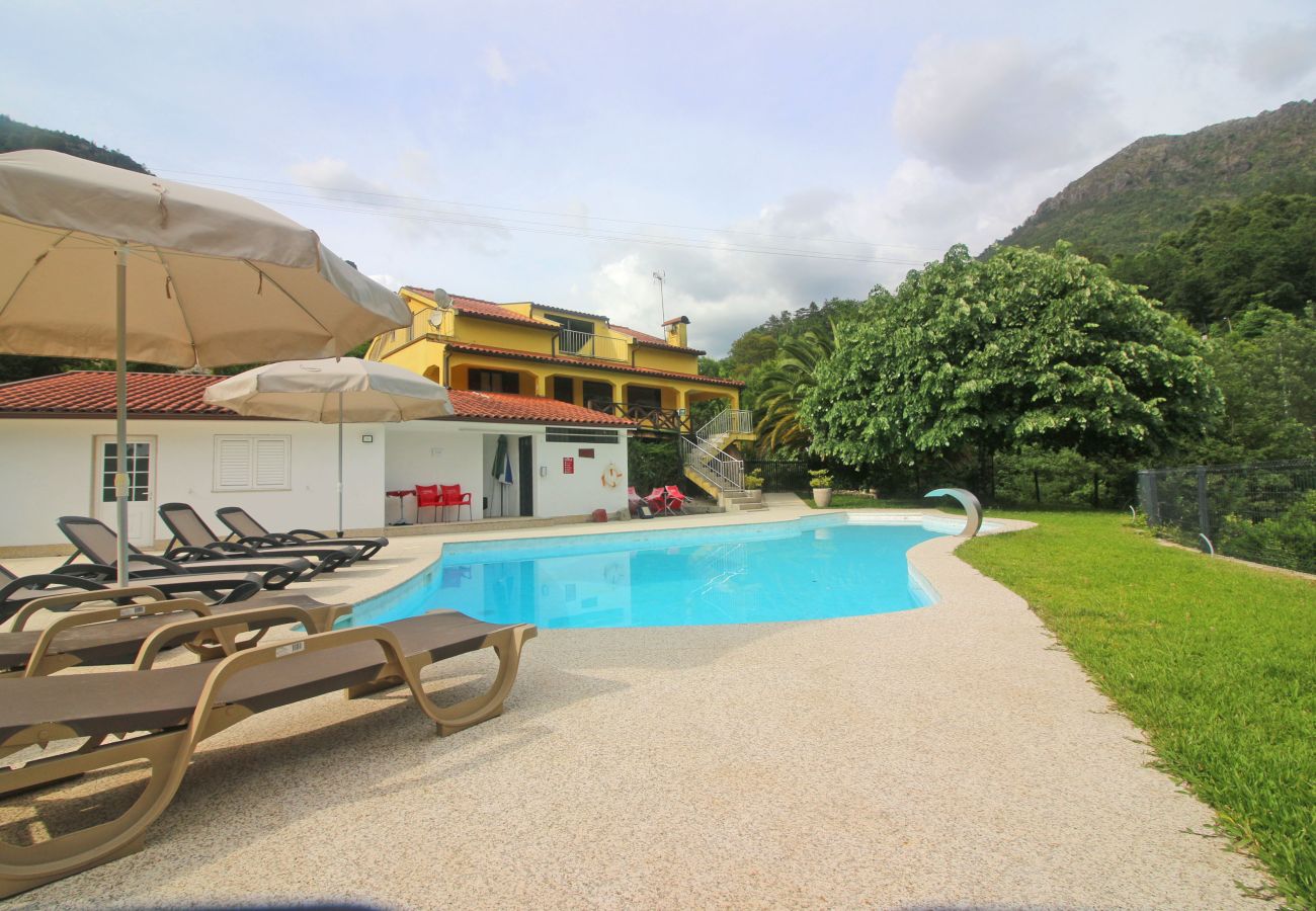 Casa em Gerês - Casas da Paz T3