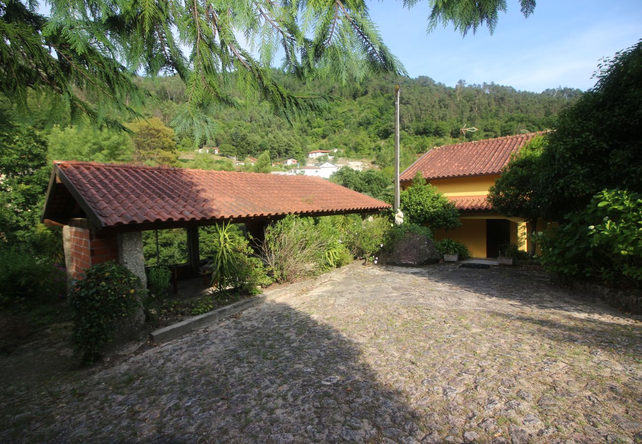 Casa em Gerês - Casas da Paz T3
