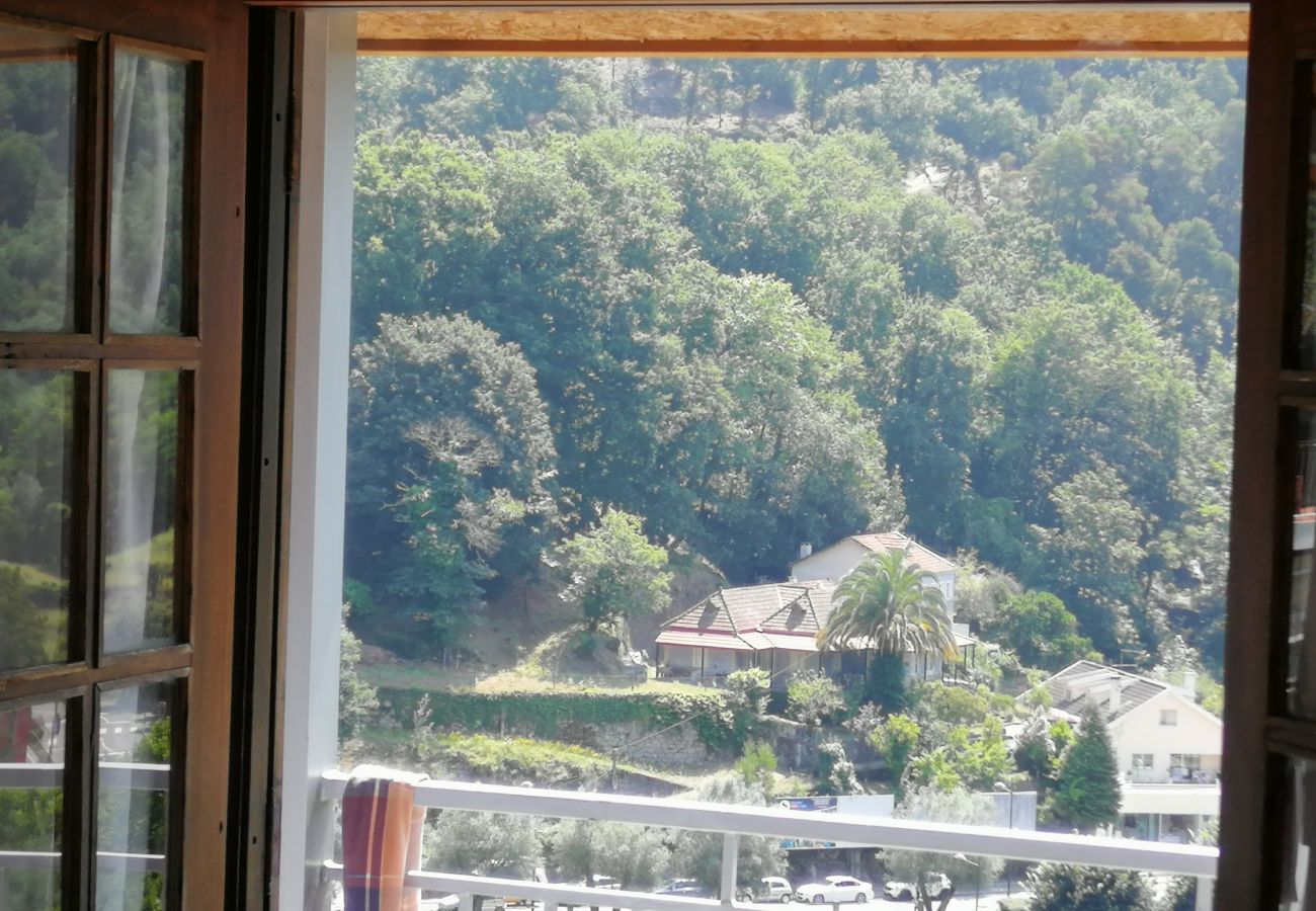 Casa rural em Gerês - Tea House Gerês Hipericão