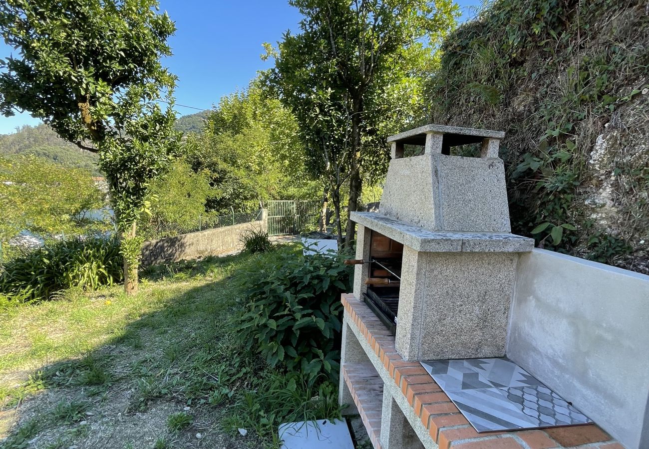 Casa em Gerês - Casa da Cruz