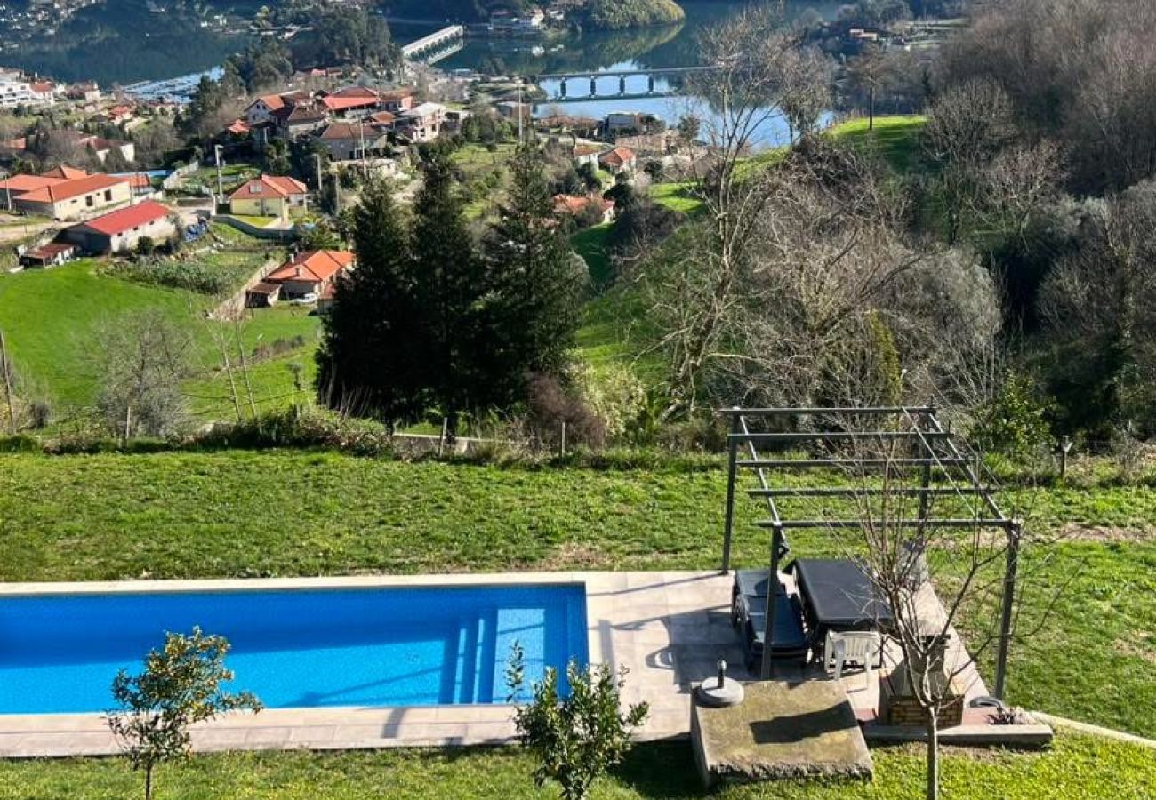 Cottage in Gerês - Assossego House - Gerês