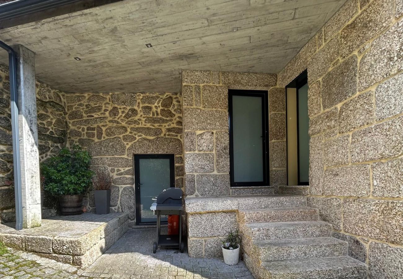 Cottage in Terras de Bouro - Casa da Fonte - Monte