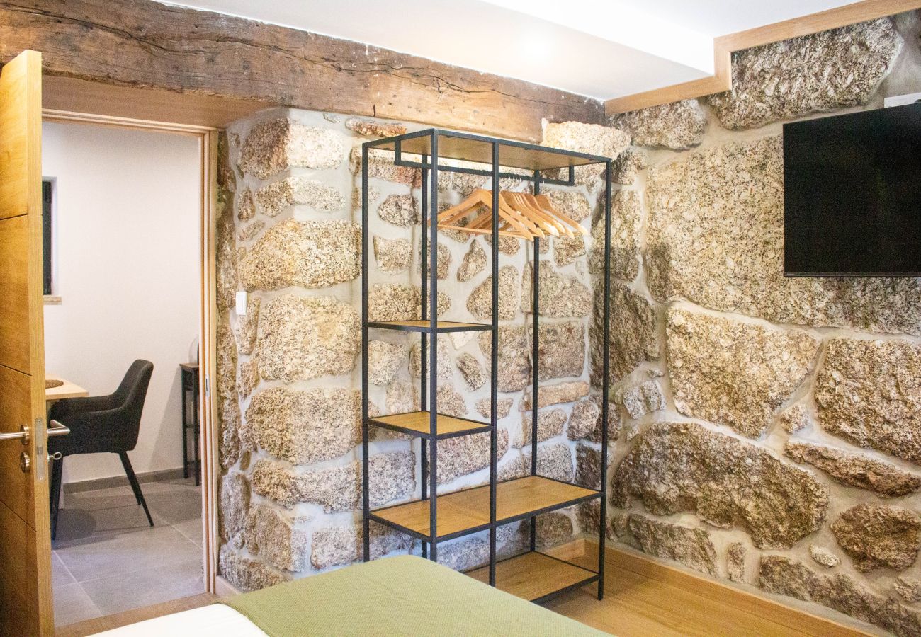Farm stay in Gerês - Quintão Valley - Casa da Adega 2